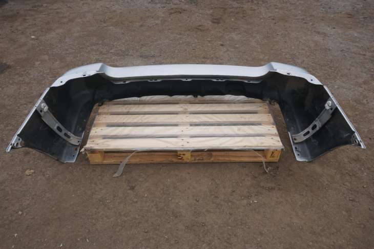 SUBARU FORESTER SG II ZDERZAK TYLNY 57704SA010 NR.90 - obrazek 4