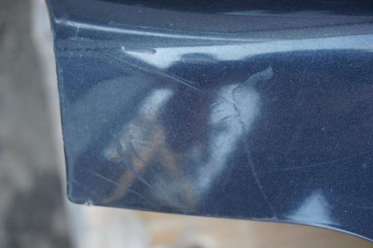 VOLVO S40 KLAPA BAGAŻNIKA SPOILER 2001rok - obrazek 3