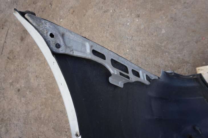 SUBARU LEGACY IV ZDERZAK TYLNY 57704AG070 SREBRNY - obrazek 8