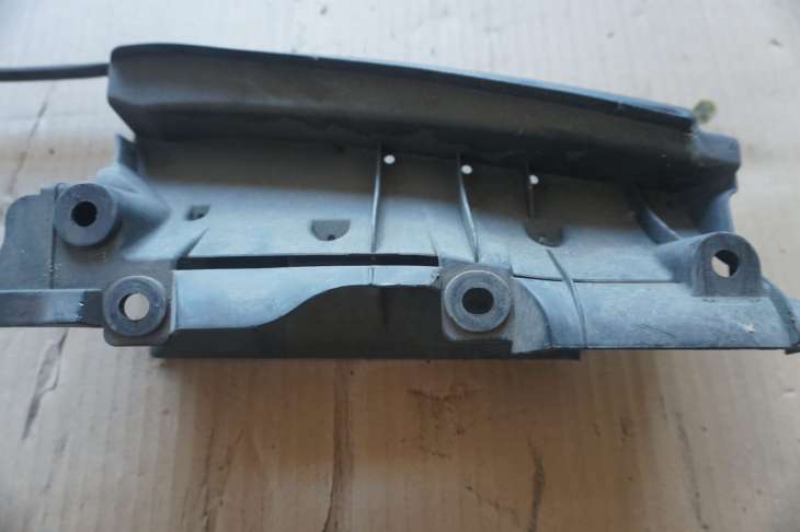 SUBARU FORESTER IV SJ 2013-2017R J8U 91165SG000 SUBARU FORESTER 12- OSŁONA NAKŁADKA NA GRILL ZAMEK MASKI - BRACKET-GRILL LOWER - obrazek 5