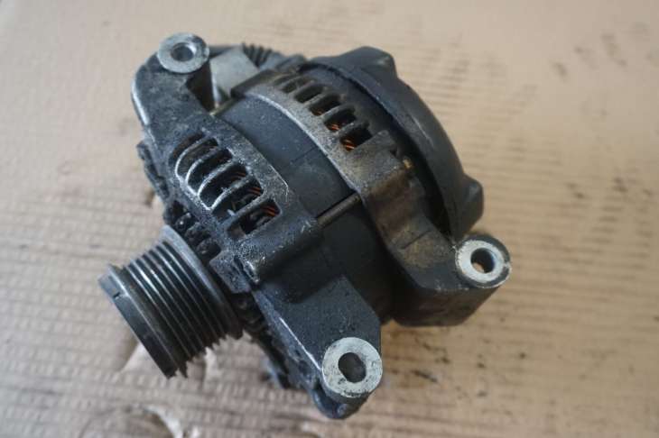 TOYOTA AURIS I E15 06-12rok 2.2 D-CAT DPF 2AD ALTENATOR nr.77 - obrazek 2