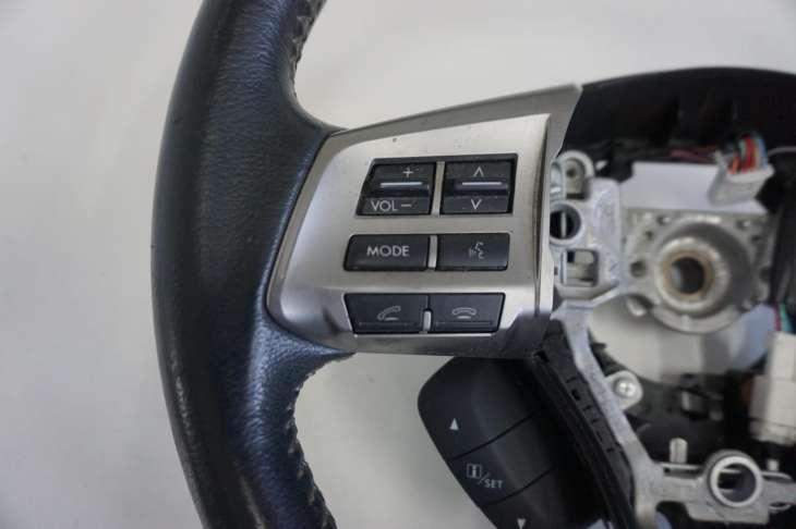 Subaru Forester Sj KIEROWNICA MULTIFUNCYJNA 2014rok - obrazek 2