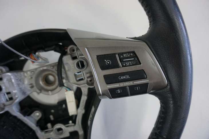 Subaru Forester Sj KIEROWNICA MULTIFUNCYJNA 2014rok - obrazek 3