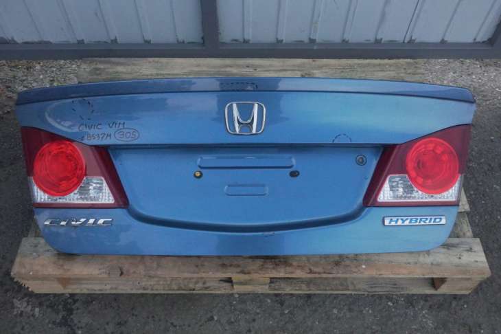 HONDA CIVIC VIII SEDAN KLAPA BAGAZNIKA 68500SNDG00ZZ kolor B537M 2006R