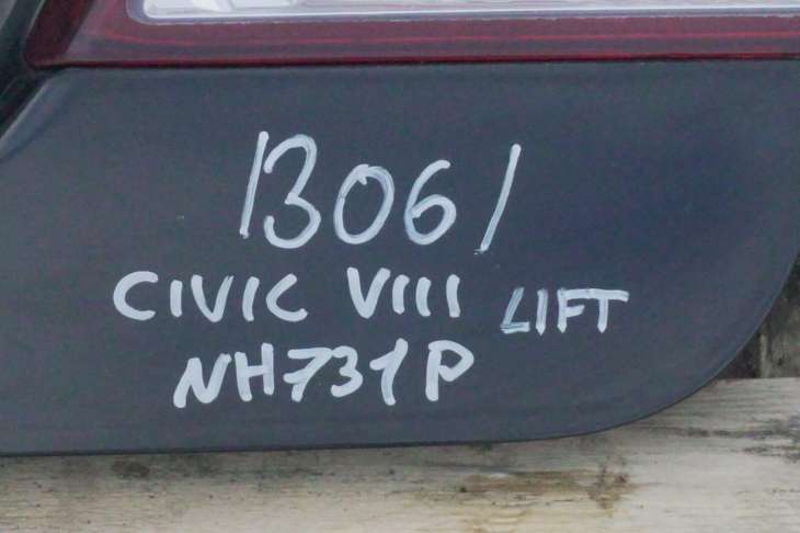 HONDA CIVIC VIII SEDAN KLAPA BAGAZNIKA 68500SNDG10ZZ kolor NH731P 2010r 71700SNDJ01ZR - obrazek 2