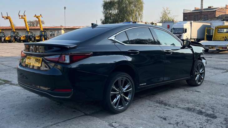 LEXUS ES 300H Z10 - obrazek 2