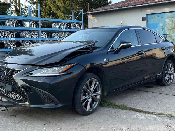 LEXUS ES 300H Z10