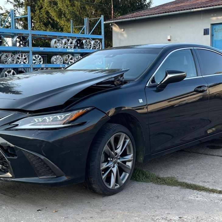 LEXUS ES 300H Z10