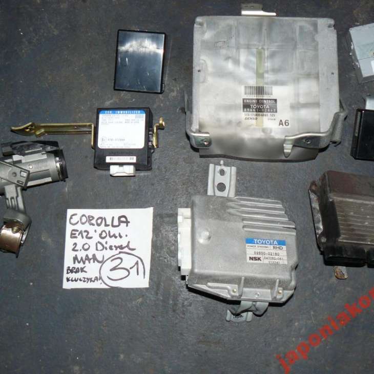 Toyota Corolla E12 2004 2.0d Komputer 89661-02a60