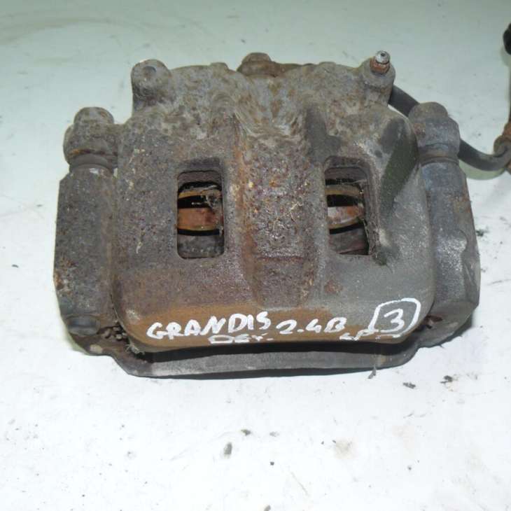 Mitsubishi Grandis Zacisk Hamulcowy Lewy Przód