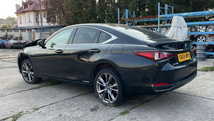 LEXUS ES 300H Z10 - obrazek 3