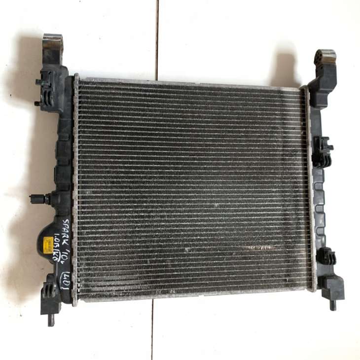 Chevrolet Spark II 2010r 1.0b Chłodnica Wody