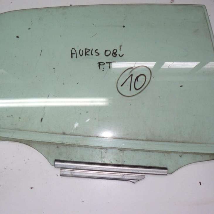 Toyota Auris 2008r Szyba Boczna Prawa Tylna