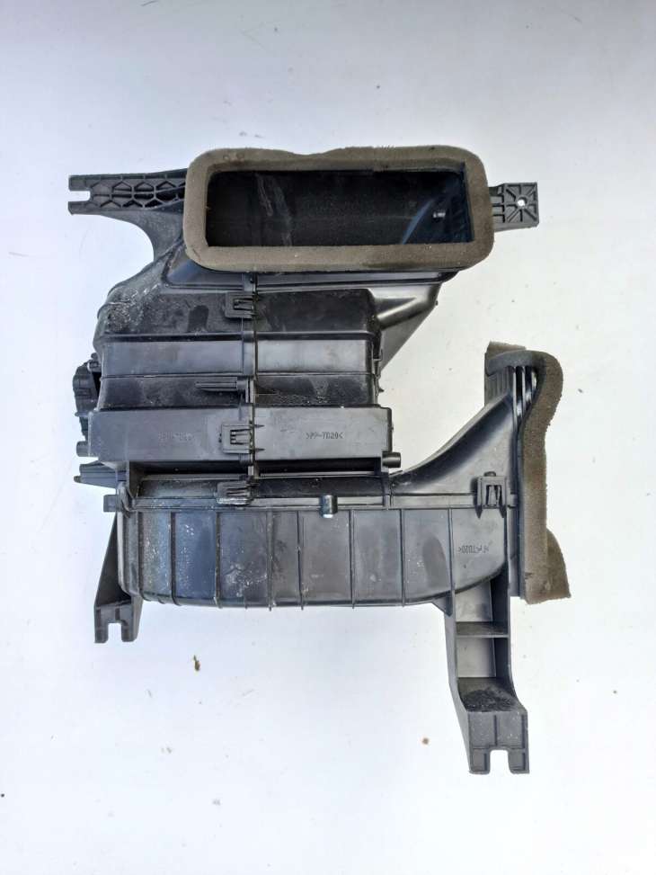 Subaru XV 2013r 2.0 D Element Obudowy Nagrzewnicy - obrazek 5
