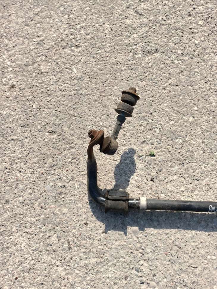 Toyota Auris II 14r 1,6 B Drążek Stabilizatora Tył - obrazek 3