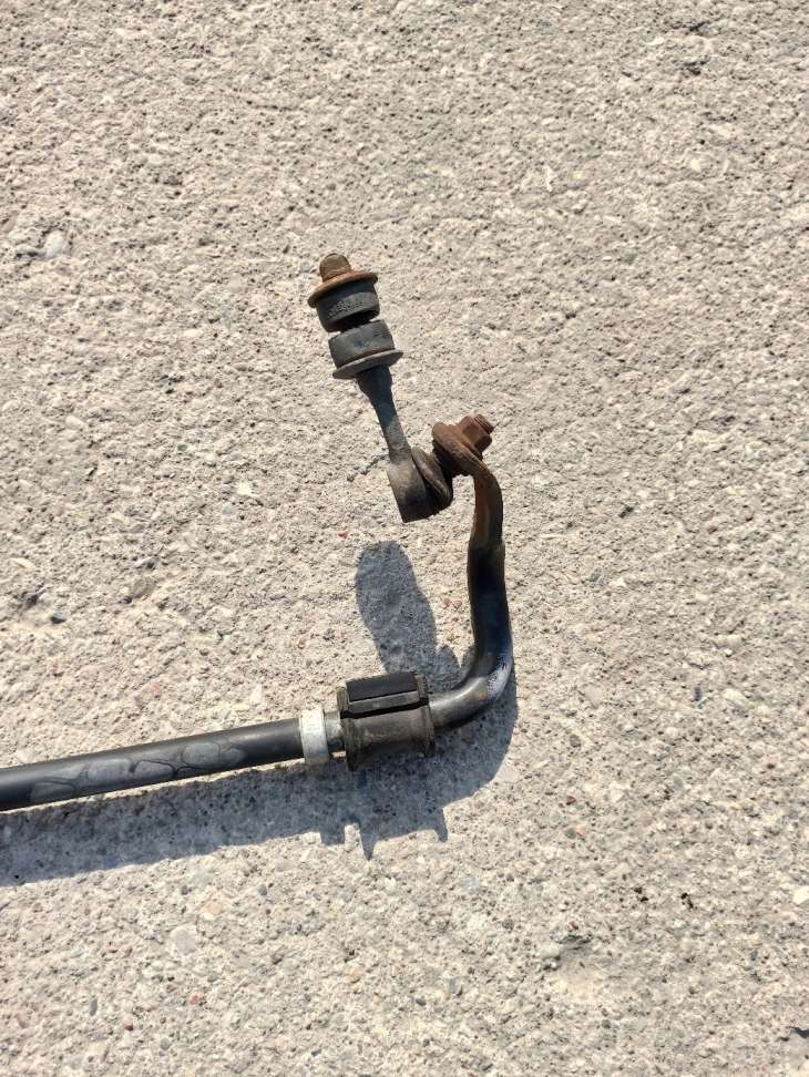 Toyota Auris II 14r 1,6 B Drążek Stabilizatora Tył - obrazek 4