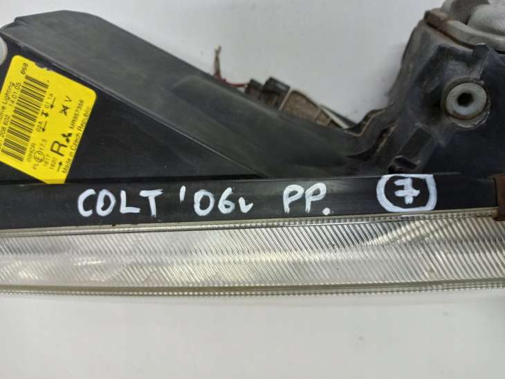Mitsubishi Colt VI (Z30) 06r OEM Lampa Prawa Przód - obrazek 9