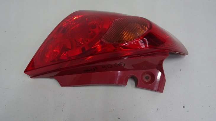 Suzuki Swift Mk6 Sport 2008r Lampa Lewa Tylna 35670-57K00 - obrazek 2
