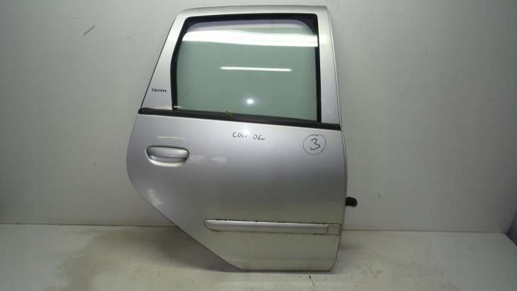 Mitsubishi Colt VI 2006r Drzwi Prawy Tył