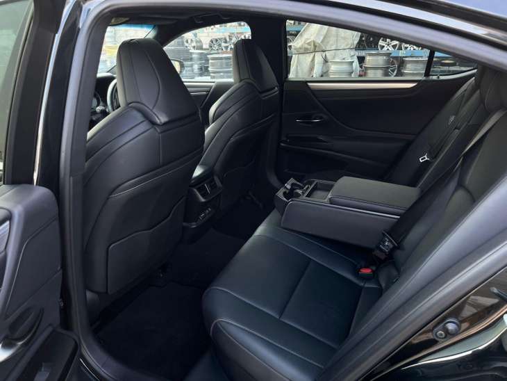 LEXUS ES 300H Z10 - obrazek 5