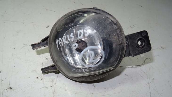 Toyota Yaris I 2005r Halogen Prawy