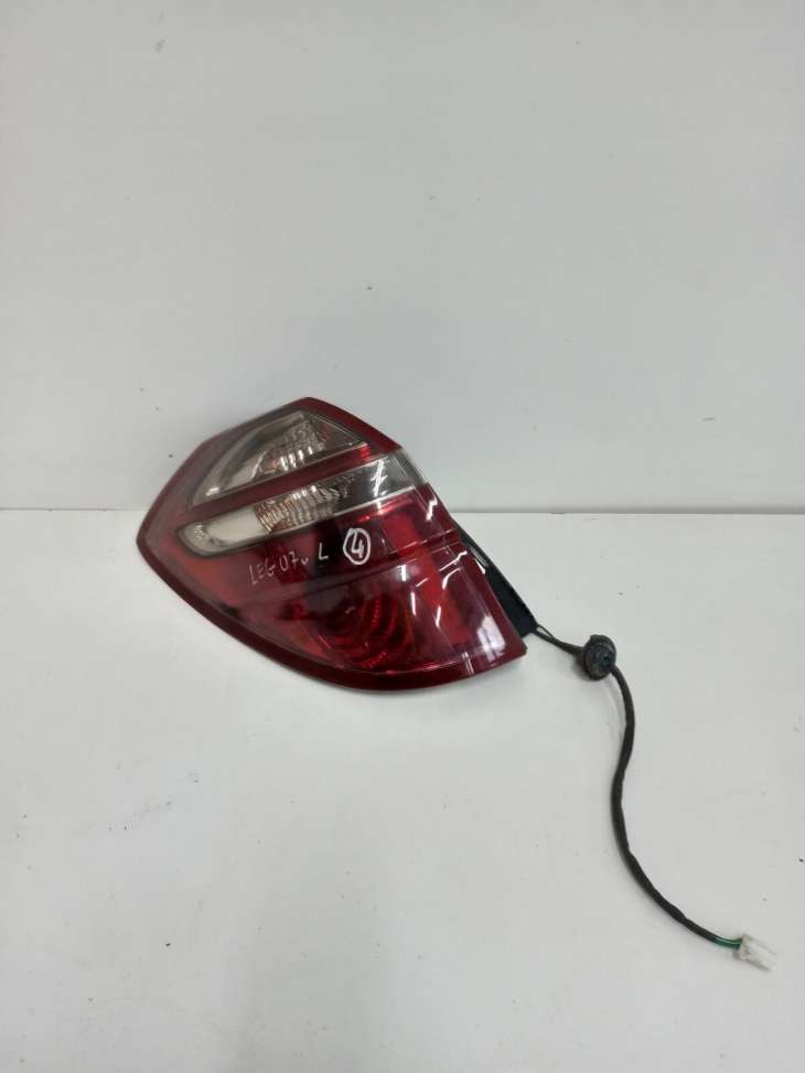 Subaru Legacy IV 07r Lift Lampa Tylna Lewa Uk - obrazek 2