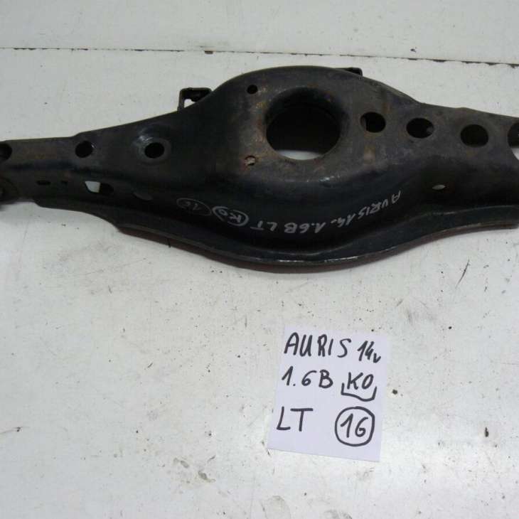 Toyota Auris II 2014r Wahacz Lewy Tylny Tył