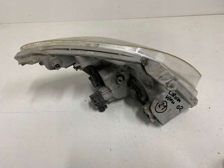 Toyota Corolla Verso 2002r Lampa Przednia Lewa - obrazek 2