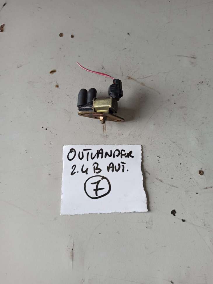 Mitsubishi Outlander I 04r 2,4b Aut. Zawór Podciśnienia Mr507781