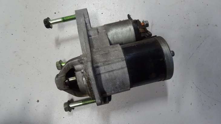 Nissan Note E11 1.6b Rozrusznik 23300bc20b M000t32172 - obrazek 2