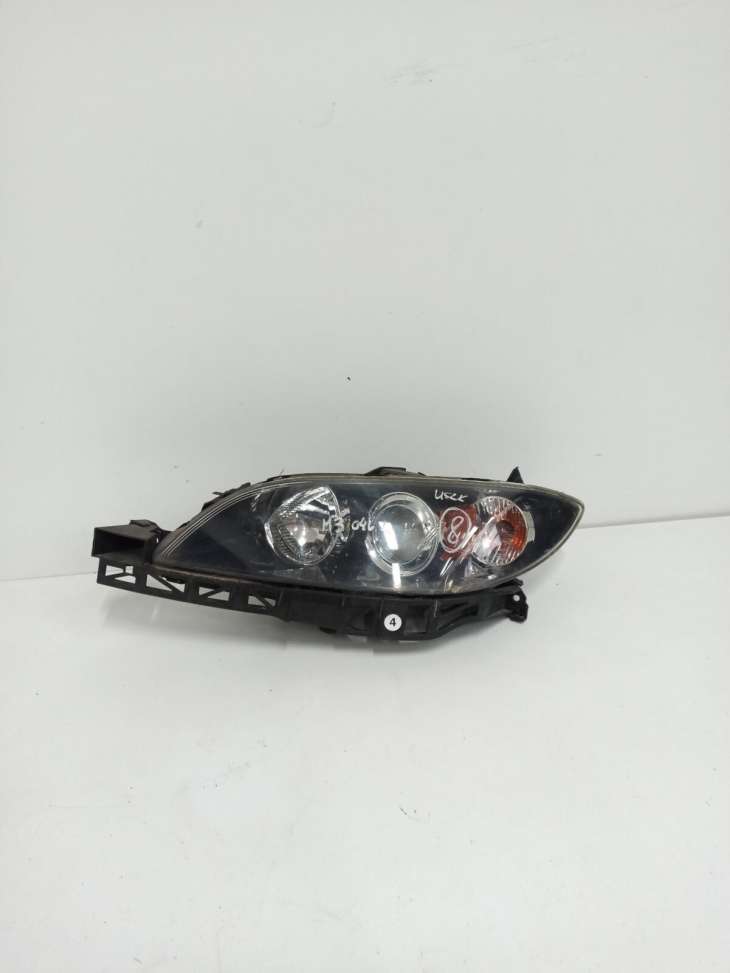 Mazda 3 I 2004r Lampa Przednia Lewa Uk