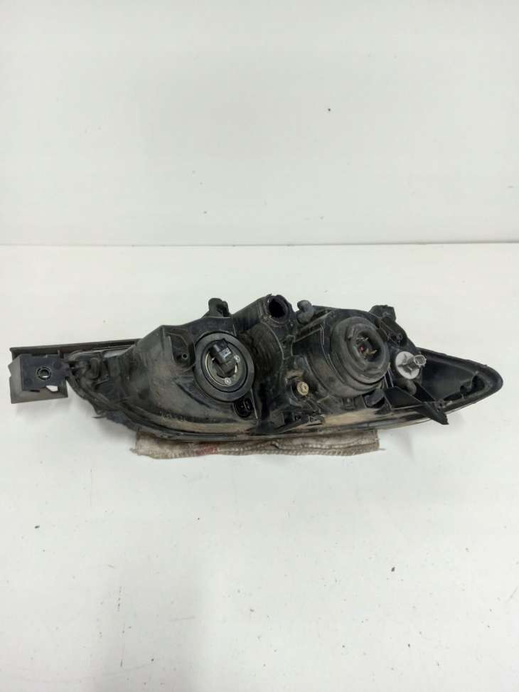 Mazda 3 I 2004r Lampa Przednia Lewa Uk - obrazek 6