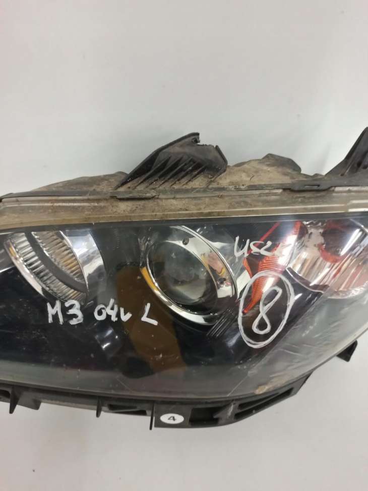 Mazda 3 I 2004r Lampa Przednia Lewa Uk - obrazek 11