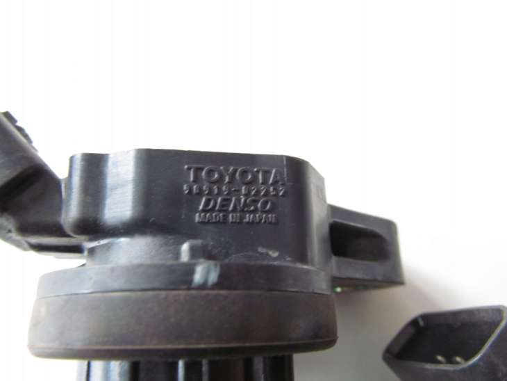 Toyota Auris I 2008r Cewka Zapłonowa 90919-02252 - obrazek 2