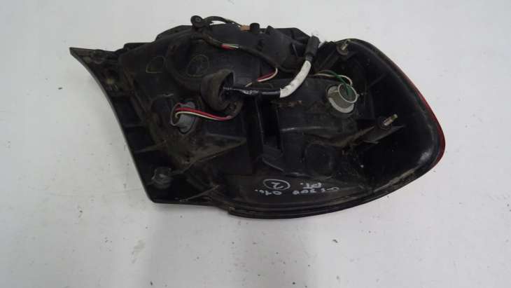 Lexus Gs S16 1999-2002r Lampa Tylna Prawa OEM - obrazek 2