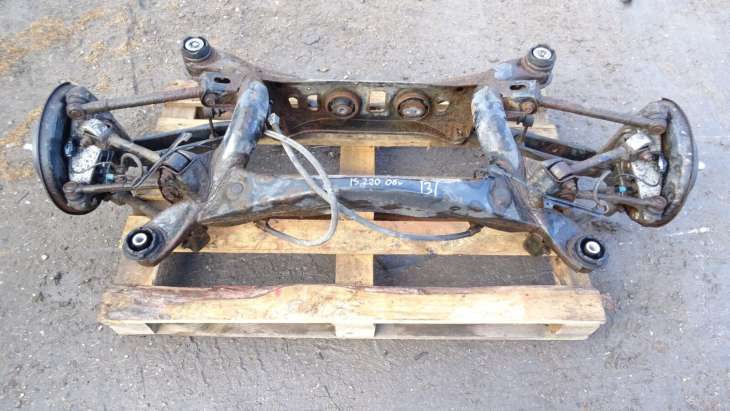 Lexus Is220 Is250 II 06r Belka Zawieszenia Tylnego