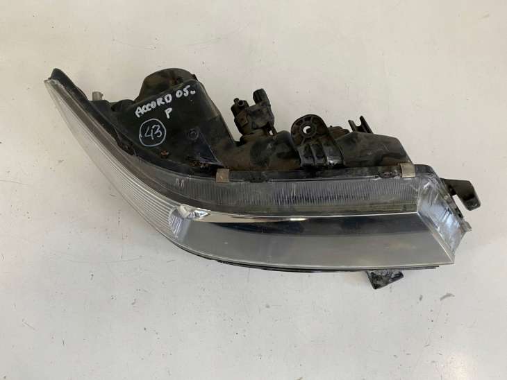 Honda Accord VII 2005r Lampa Prawa Przednia - obrazek 3