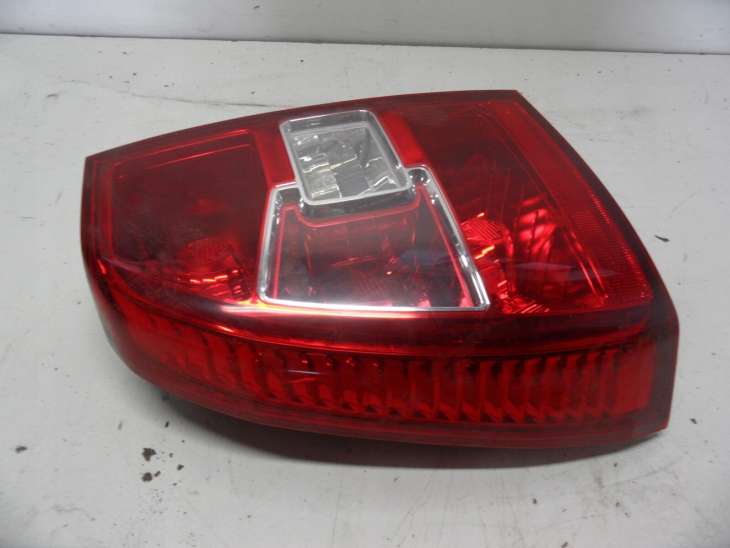 Kia Sportage II Lift Lampa Lewa Tylna 92401-03000 NR.4