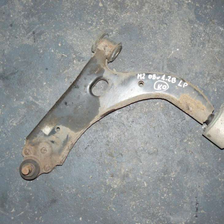 Mazda 2 2003 2007r 1.2b Wahacz Lewy Przód