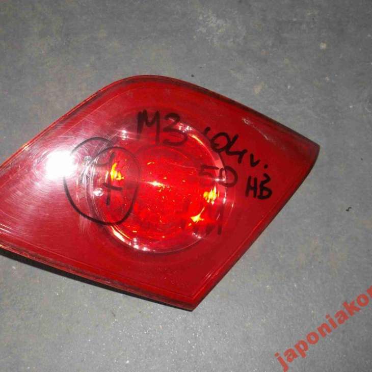 Mazda 3 2004r Lampa Tylna