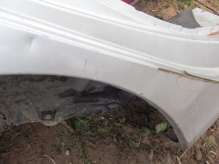 Toyota Avensis T22 1999 2002r Błotnik Prawy Tylny - obrazek 4