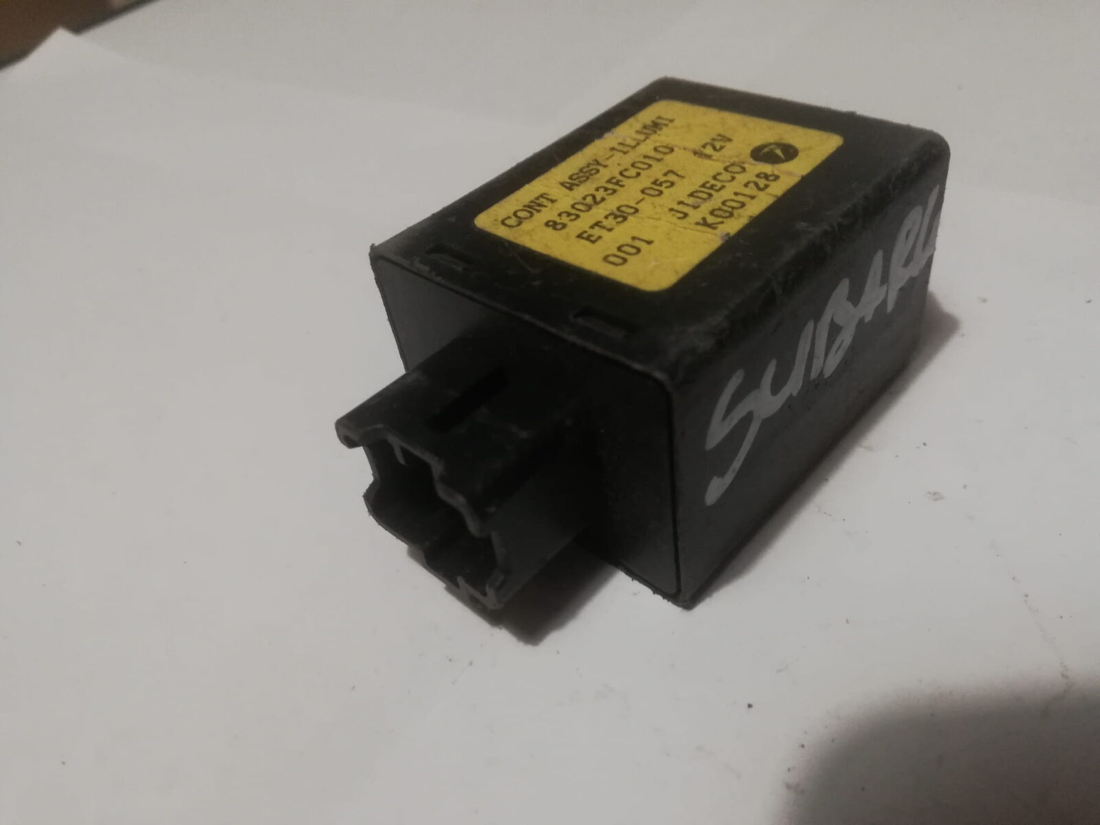 Subaru Forester Sf I Moduł Przekaźnik 83023fc010
