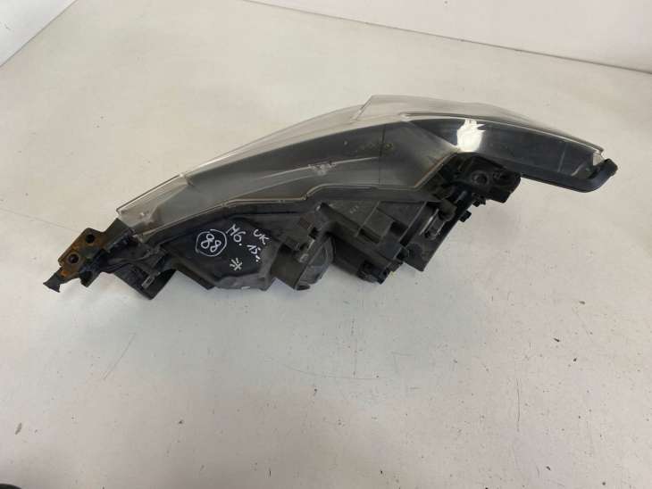 Mazda 6 Gj 2015r Lampa Przednia Prawa Uk Nr.88 - obrazek 2