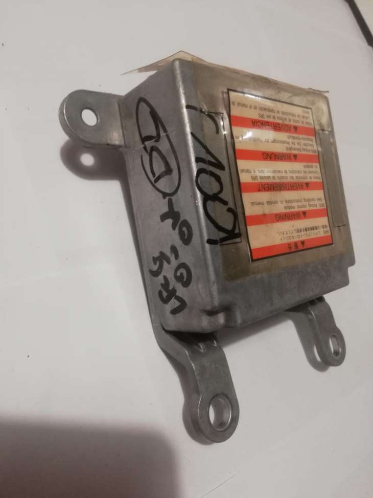 Subaru Legacy Outback Sensor Sterownik Poduszek Air Bag 98221ag060