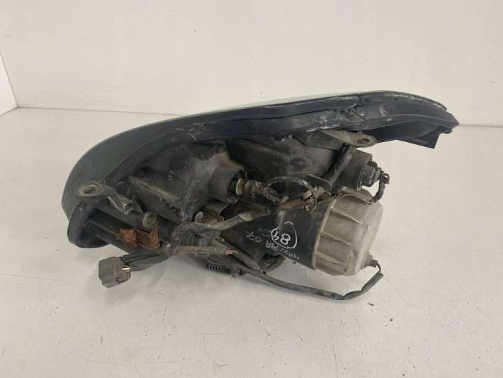 Nissan MaXIma VI 2007r Lampa Prawa Przednia Xenon - obrazek 2