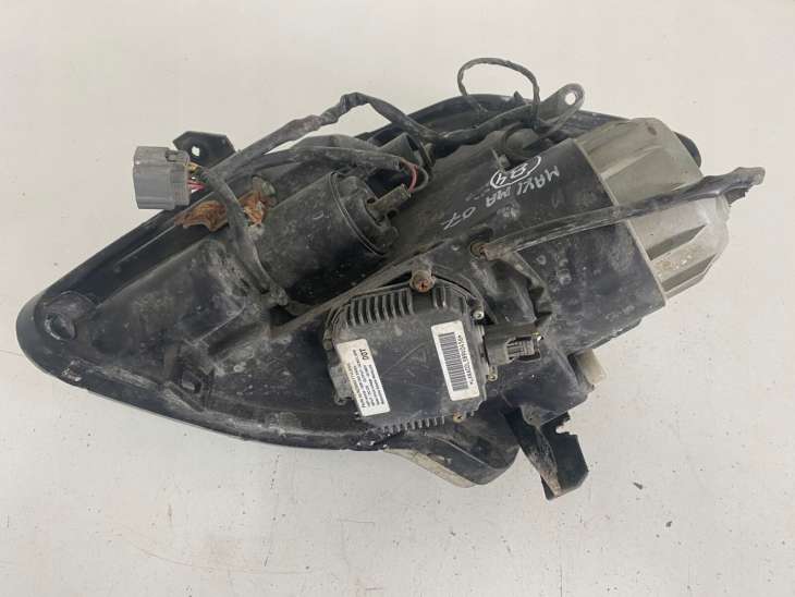 Nissan MaXIma VI 2007r Lampa Prawa Przednia Xenon - obrazek 3