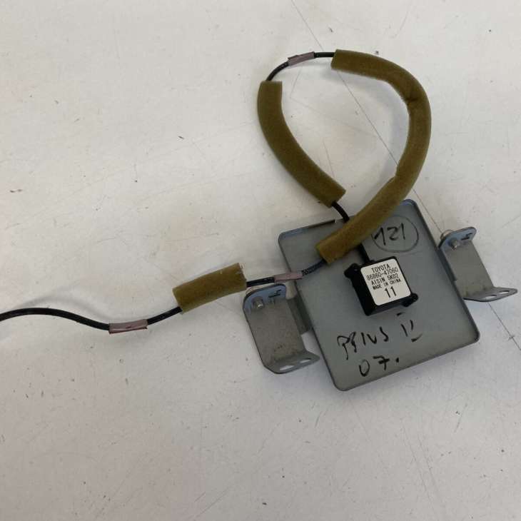 Toyota Prius II Antena Gps 86860-47060