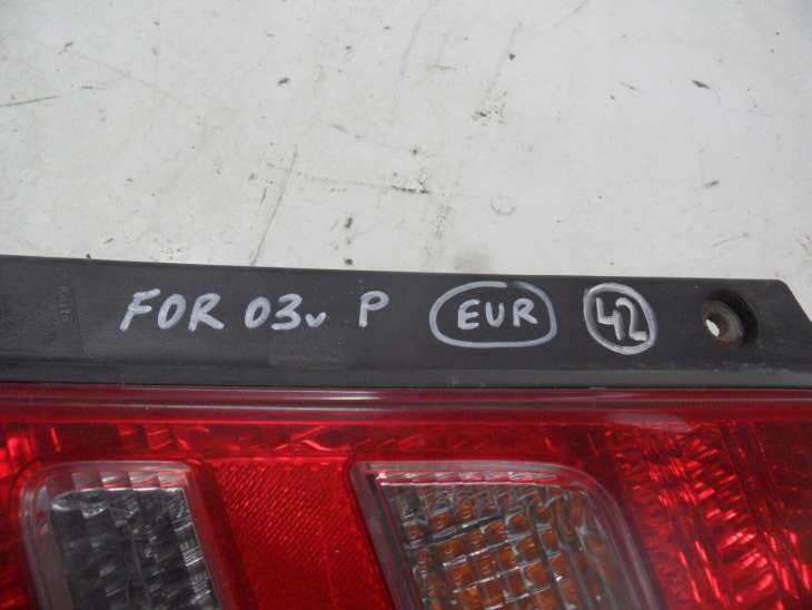 Subaru Forester II Sg 2004r Lampa Prawa Europa - obrazek 5