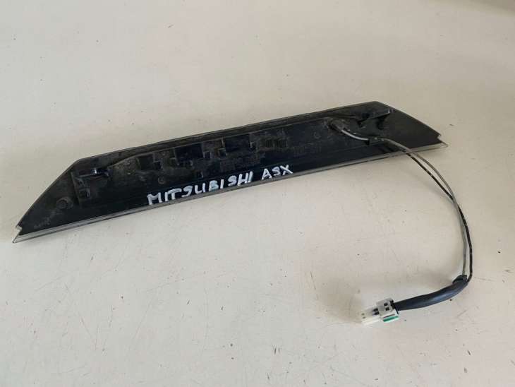 Mitsubishi Asx 2011r Lampa Tylna Klapa Bagażnika - obrazek 2