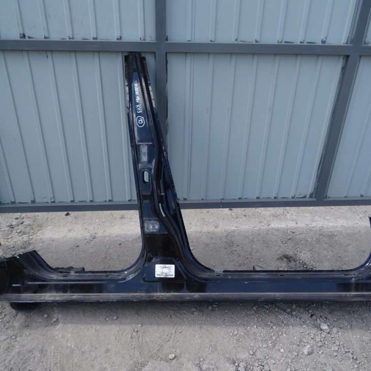 Nissan Murano Z50 2007r Próg Prawy Słupek Kh3